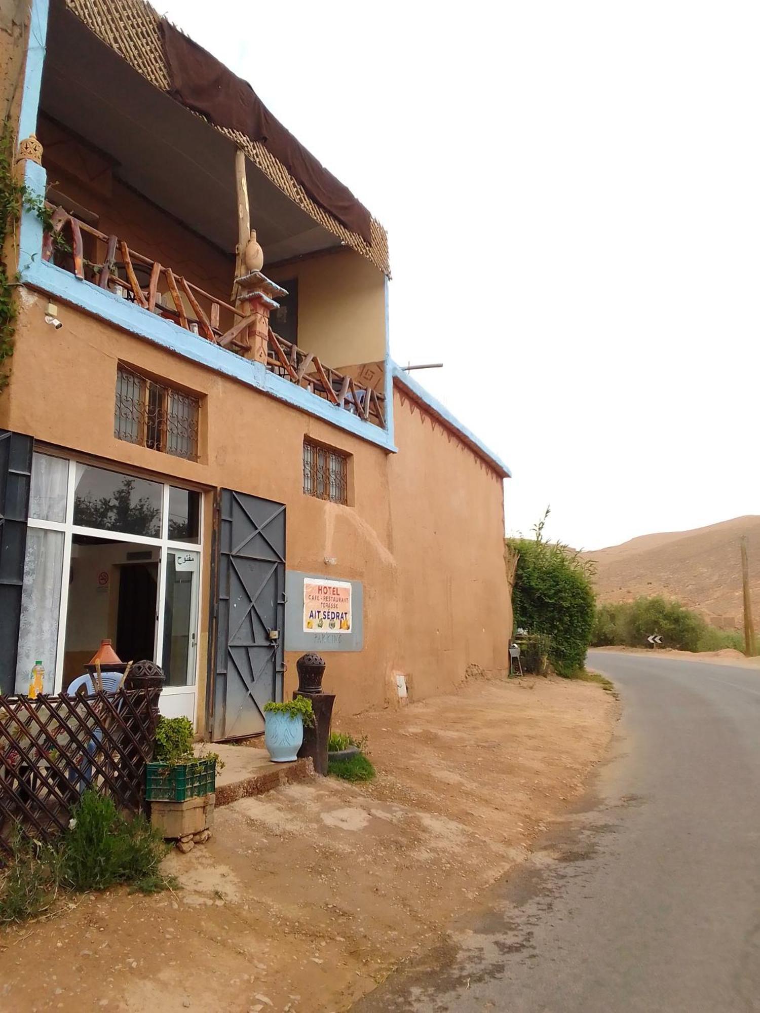 Hotel Restaurant Ait Saderat Boumalne Dades Ngoại thất bức ảnh